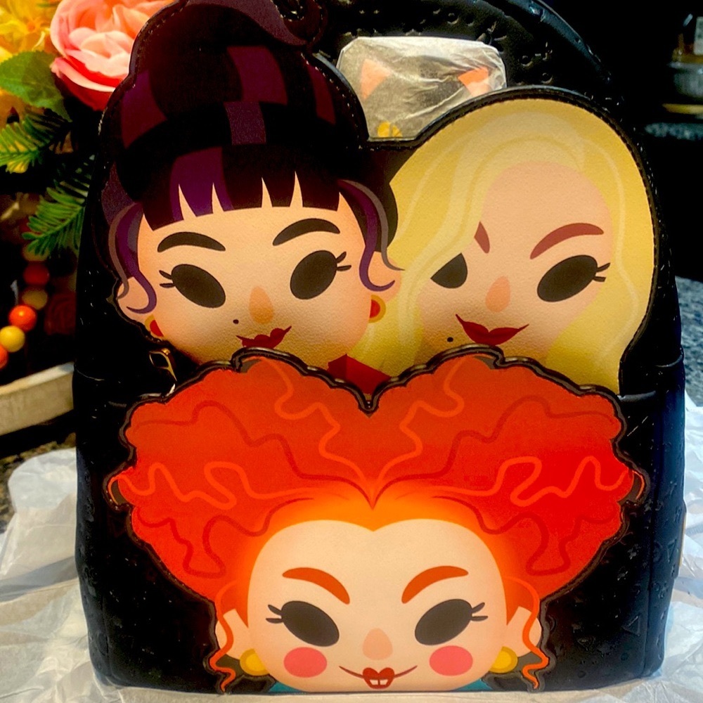 Hocus Pocus Sanderson Sisters Loungefly Min Back-pack. NWT. Adorable/Halloween!
